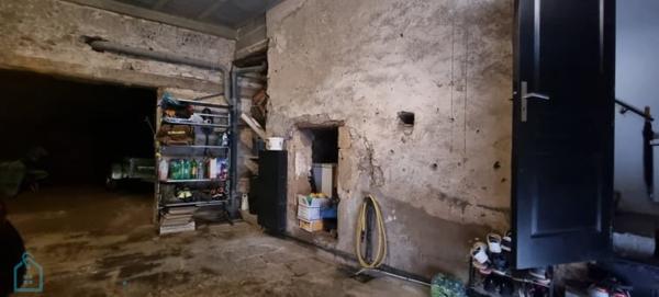 CHARMANTE MAISON DE VILLAGE ENTIEREMENT RENOVEE