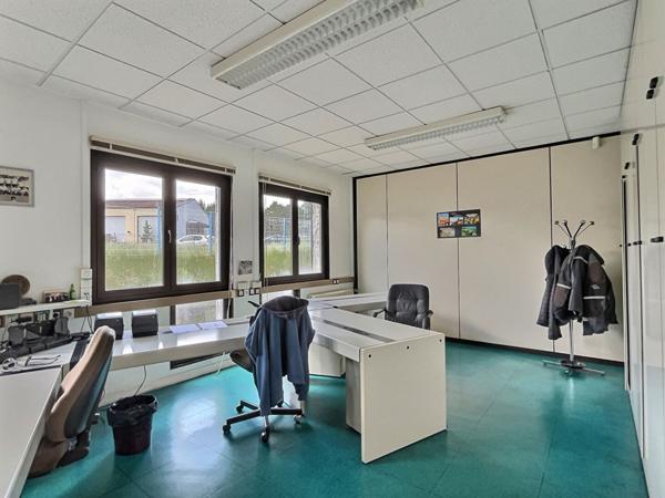 BÂTIMENT INDUSTRIEL / LOGISTIQUE SAINT-AVOLD 4 500 m²