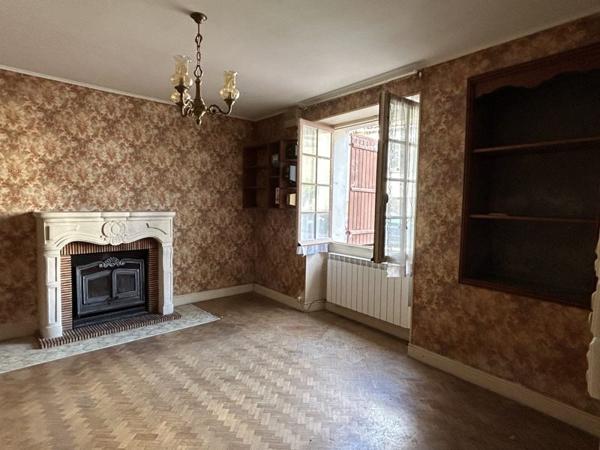 Maison à vendre |  Roussines |  4 pièces | 100 m²