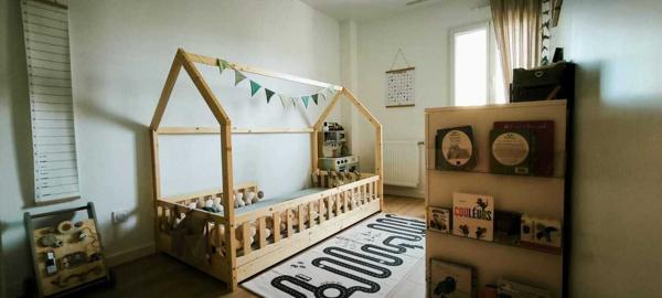 Lumineuse et agréable maison familiale secteur Maison dans la Vallée.