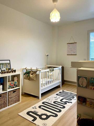 Lumineuse et agréable maison familiale secteur Maison dans la Vallée.