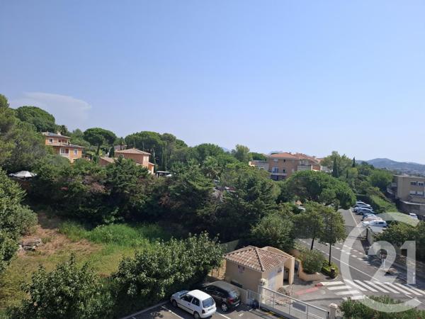 Appartement T3 à vendre  3 pièces - 62,29 m2 FREJUS - 83