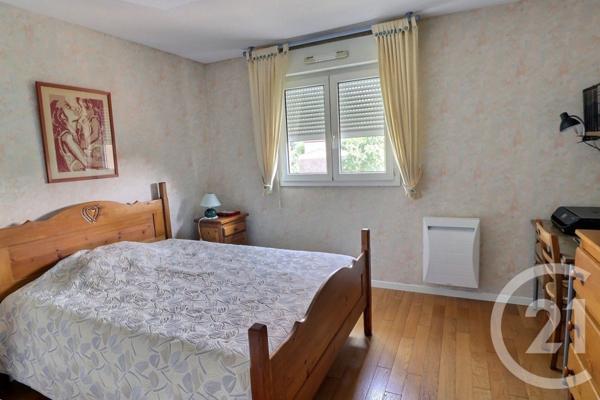 Appartement T3 à vendre  3 pièces - 62,29 m2 FREJUS - 83