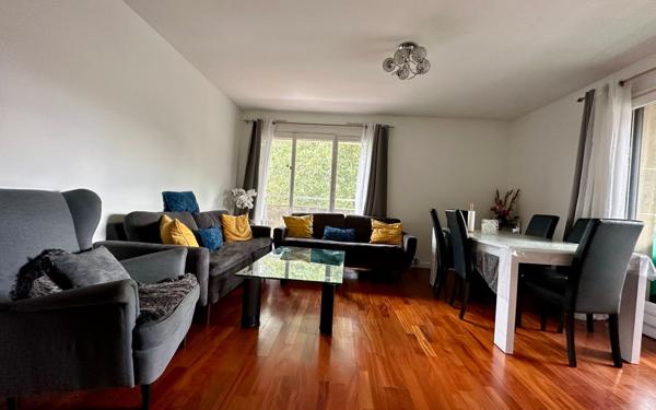 Appartement à vendre    3 pièces • 75 m2 Épinay-sur-Seine