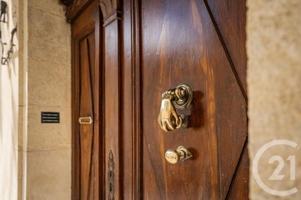 Maison à vendre  11 pièces - 250 m2 GALLARGUES LE MONTUEUX - 30