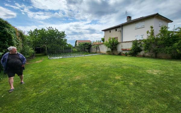 Terrain à vendre    Quincieux