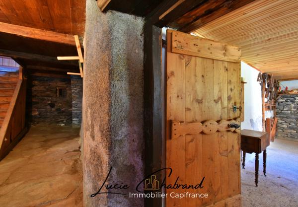 Maison à vendre 10 pièces (05)