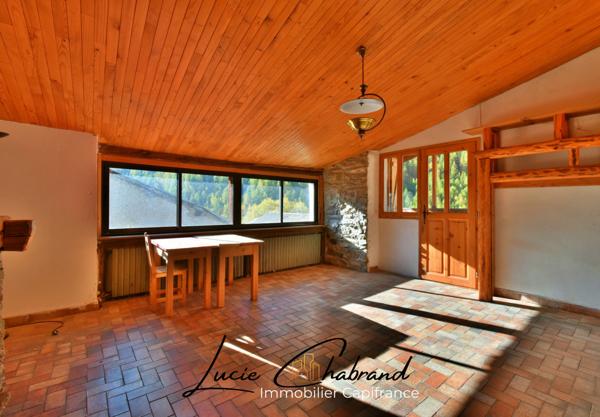 Maison à vendre 10 pièces (05)