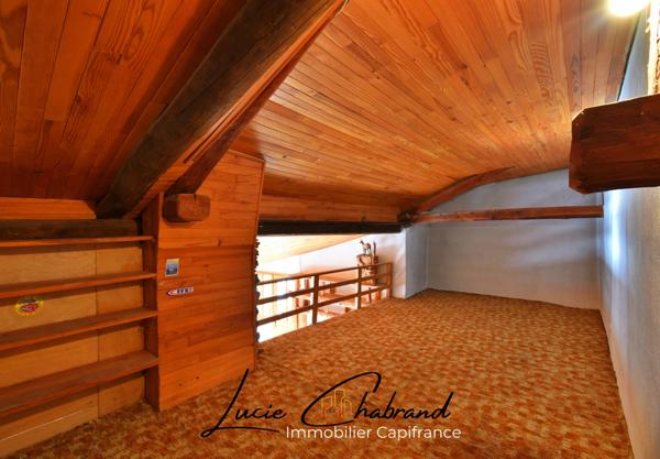 Maison à vendre 10 pièces (05)