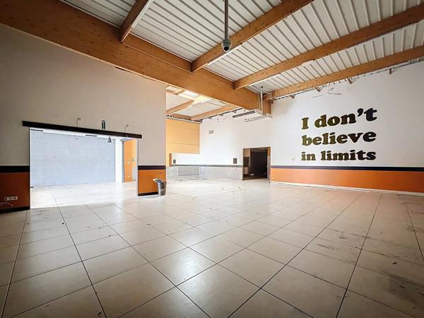 Vente Local commercial 1 pièces 475 m2 à Bourgoin-Jallieu