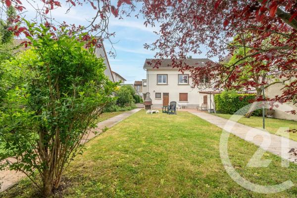 Maison à vendre  7 pièces - 119,25 m 2   VILLIERS SUR MARNE  - 94