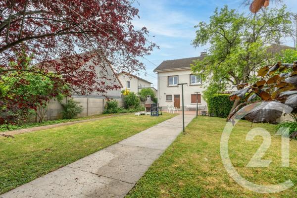 Maison à vendre  7 pièces - 119,25 m 2   VILLIERS SUR MARNE  - 94