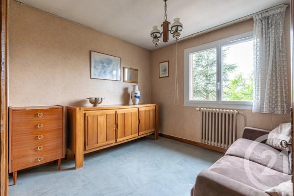 Maison à vendre  7 pièces - 119,25 m 2   VILLIERS SUR MARNE  - 94