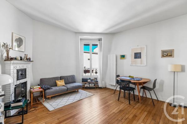 Appartement F2 à vendre  2 pièces - 55,08 m 2   PARIS  - 75018