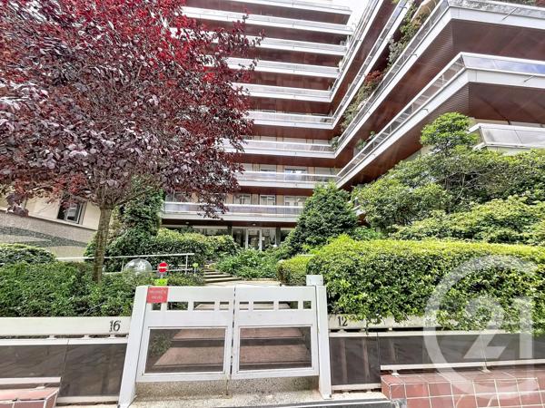 Appartement F2 à vendre  2 pièces - 55,08 m 2   PARIS  - 75018