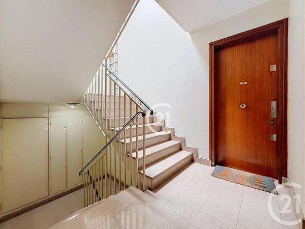 Appartement F1 à vendre  1 pièce - 34,07 m 2   MONTREUIL  - 93