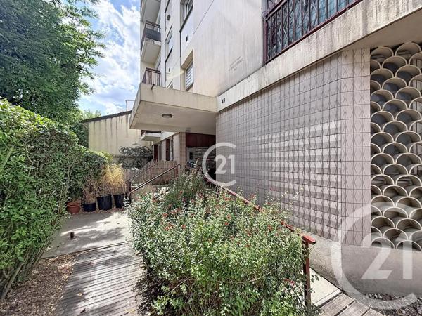 Appartement F1 à vendre  1 pièce - 34,07 m 2   MONTREUIL  - 93