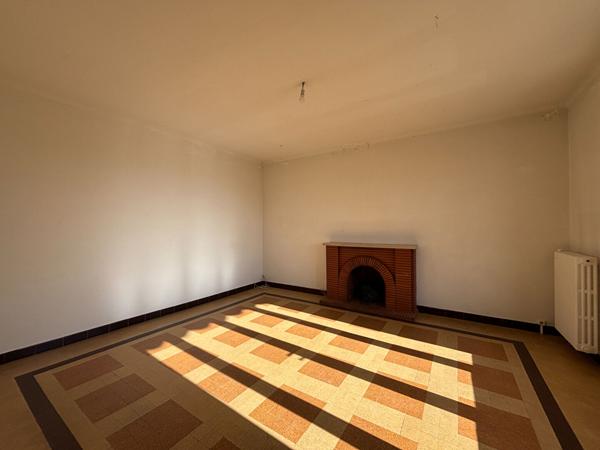 Maison Mallemort !  Belle Opportunité.