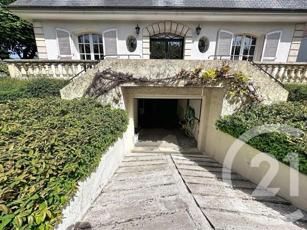 Maison à vendre  5 pièces - 145 m 2   THIAIS  - 94
