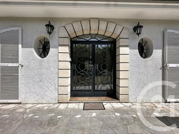 Maison à vendre  5 pièces - 145 m 2   THIAIS  - 94