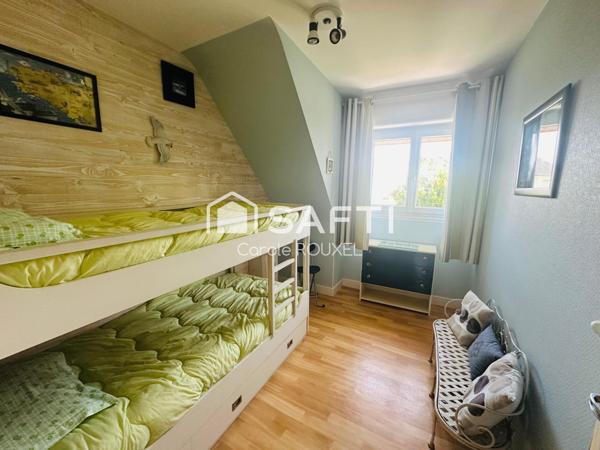 Vue Mer et a pieds des commodites