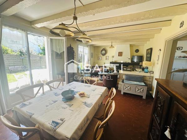 Vue Mer et a pieds des commodites