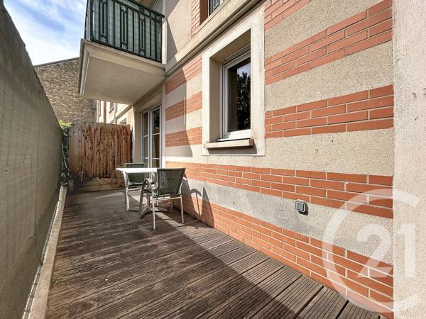 Appartement F2 à vendre  2 pièces - 42,97 m 2   MONTMAGNY  - 95