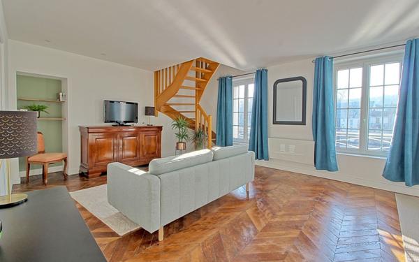 Appartement à louer    3 pièces • 60 m2 Pont-Sainte-Maxence