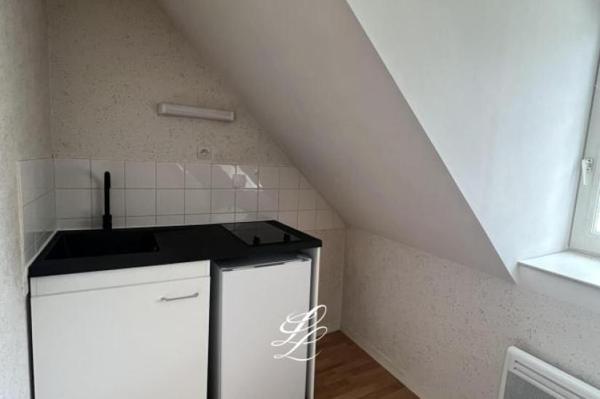 Location - Appartement 1 pièces 23 m 2 LE MANS (72000)