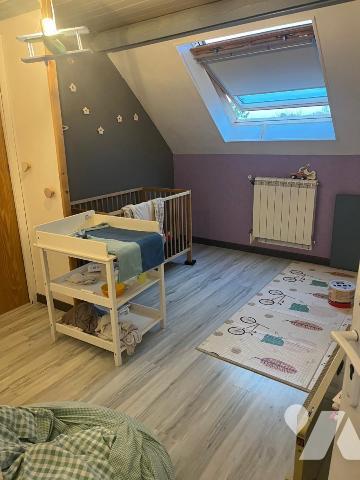 Maison avec 4 chambres, jardin