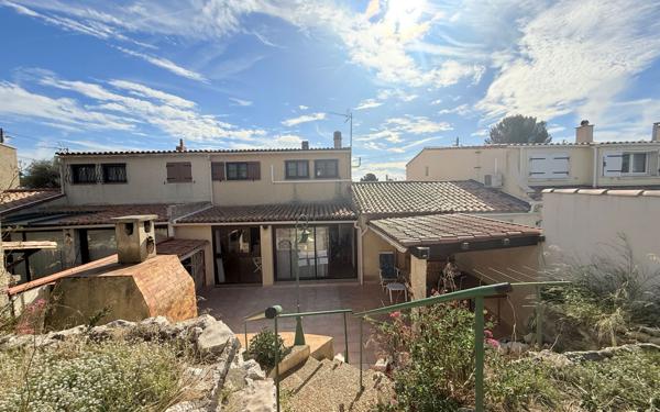 Maison à vendre    5 pièces •  Marseille 14