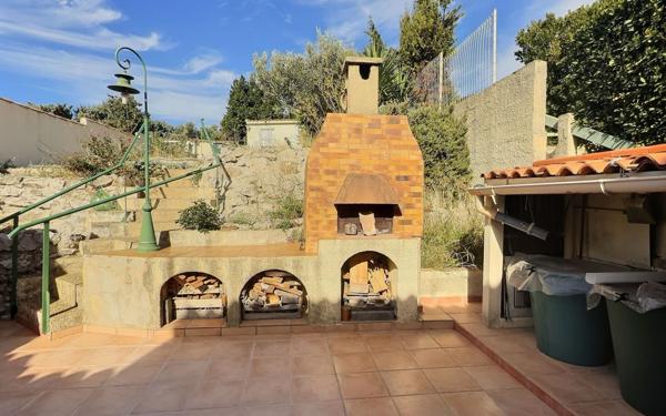 Maison à vendre    5 pièces •  Marseille 14