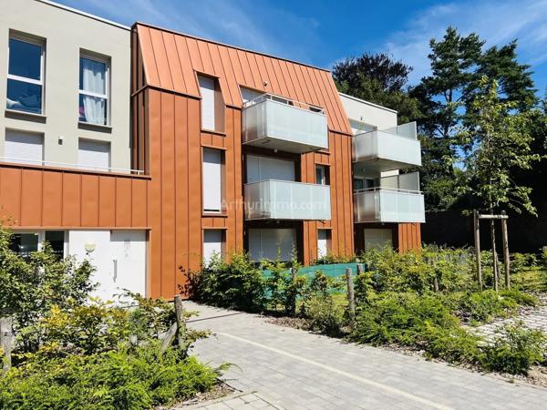Vente                                                      Appartement
                        
                     2 pièces                      45 m2                     à Roubaix