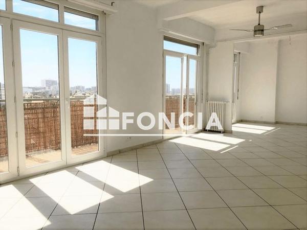 Location Appartement 5 pièces 116.9 m² - 3 RUE RACINE Toulon 83000