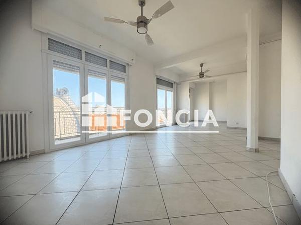 Location Appartement 5 pièces 116.9 m² - 3 RUE RACINE Toulon 83000