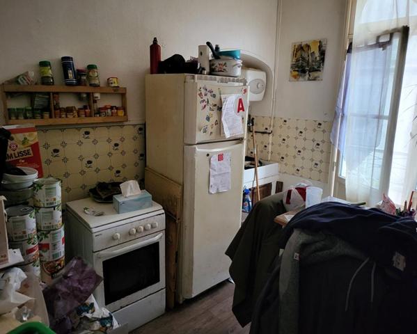 IMMEUBLE MIXTE, COMMERCE et 4 LOGEMENTS