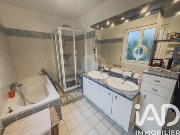 Maison à vendre 6 pièces 159 m² Béthisy-Saint-Pierre