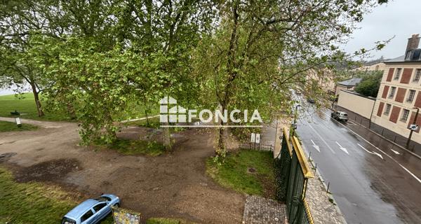 À vendre Studio 22.25 m² - Versailles 78000