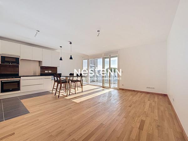 ISSY LES MOULINEAUX - FORT D'ISSY - Vente appartement 3 pièces traversant de 68,01 m² avec une terrasse orienté Sud/Ouest et vue dégagée