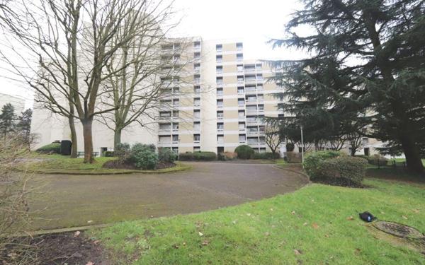 Appartement à vendre    4 pièces • 100 m2 Rosny-sous-Bois