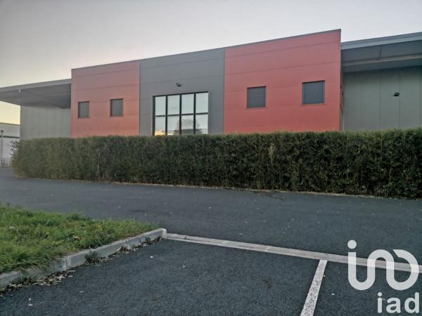 Building for sale 1 219 m² Gaillac