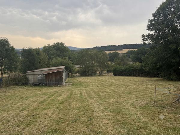Maison
         4 pièces
        - 117 m² Exclusivité 272 000 € *