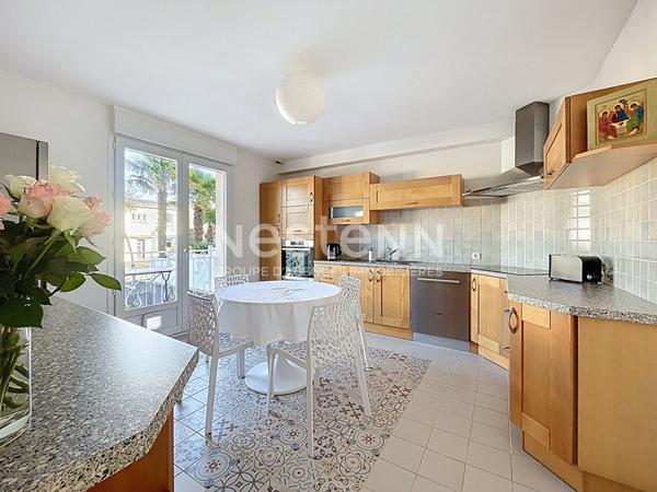 Brest : Vallon du Stangalar : magnifique maison de charme de 155 m² avec extension, 5 chambres et garage.