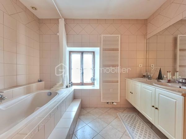 Maison en pierre de 173 m²