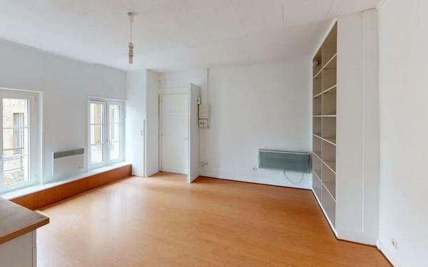 Appartement à louer    1 pièce •  Metz