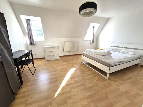 Appartement à vendre 4 pièces 143m² Cambrai (59400)