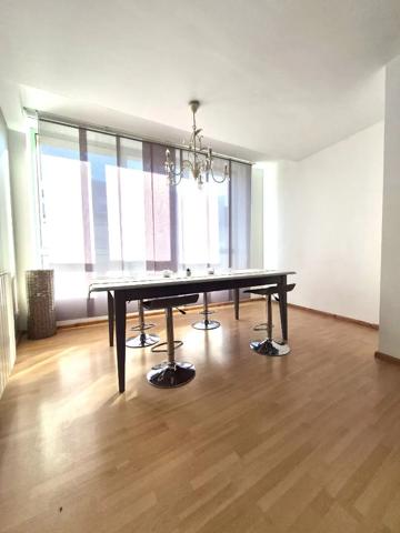 Appartement à vendre 4 pièces 143m² Cambrai (59400)