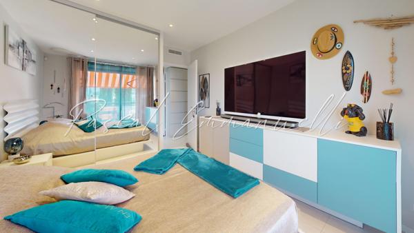Appartement de type 4P - Antibes - Jules Grec - Dernier étage 102m2