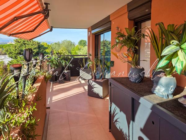 Appartement de type 4P - Antibes - Jules Grec - Dernier étage 102m2