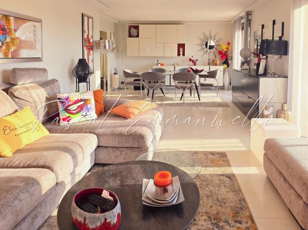Appartement de type 4P - Antibes - Jules Grec - Dernier étage 102m2